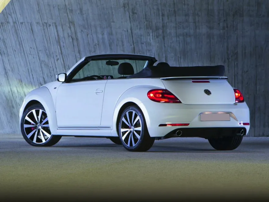 2016 Volkswagen Beetle R-Line Convertible photo 1