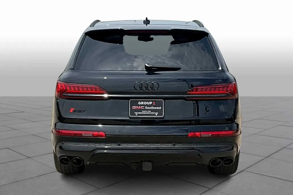 2023 Audi SQ7 Prestige photo 1