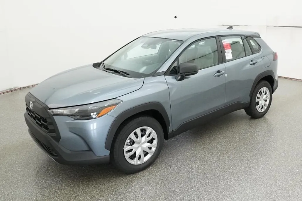 2026 Toyota Corolla Cross L photo 1