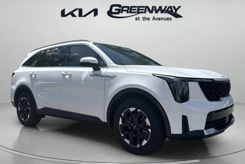 2026 Kia Sorento S photo 1