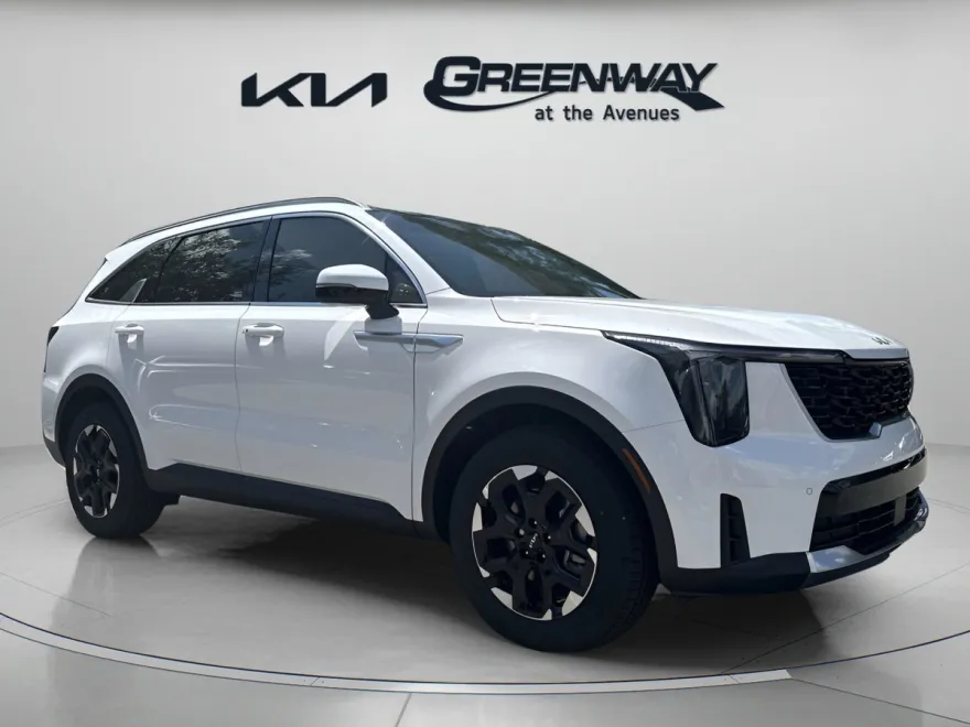 2026 Kia Sorento S photo 1