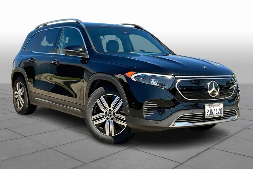 2023 Mercedes Benz EQB 300 4MATIC photo 1