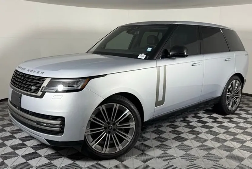 2025 Land Rover Range Rover SE photo 1