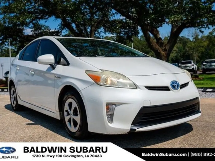 2012 Toyota Prius One photo 1