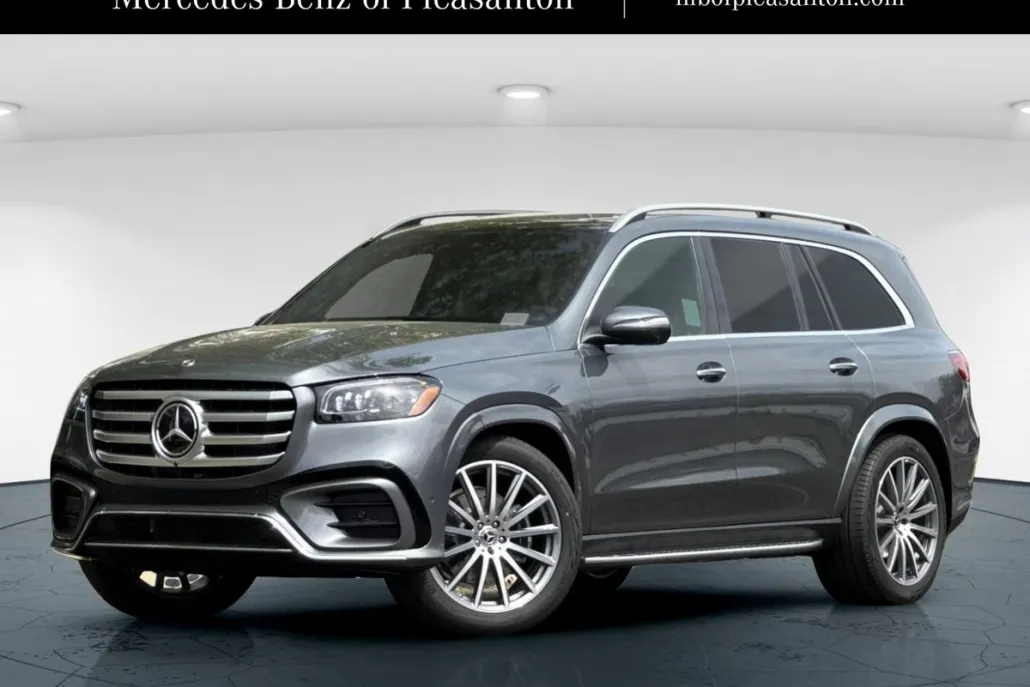 2025 Mercedes Benz GLS 580 4MATIC photo 1