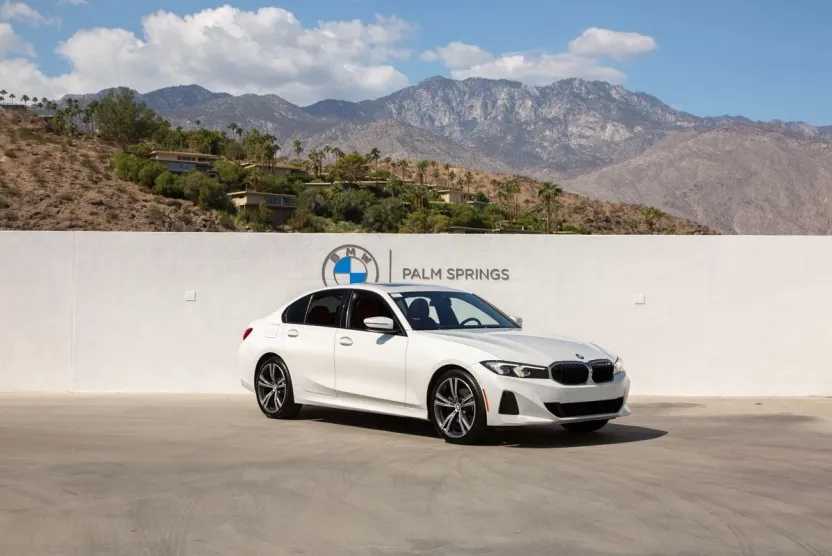2023 Bmw 330i photo 1