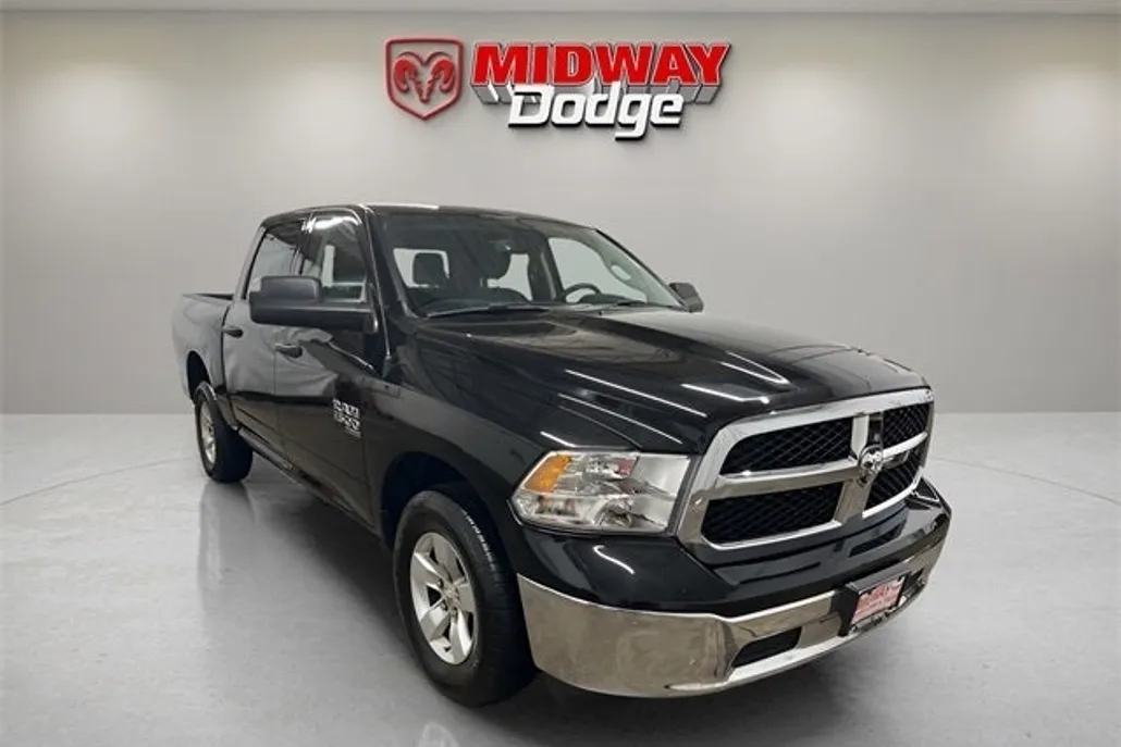 2023 Ram 1500 Classic SLT photo 1