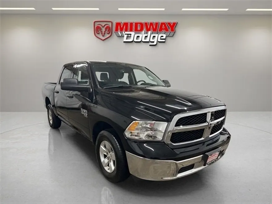 2023 Ram 1500 Classic SLT photo 1