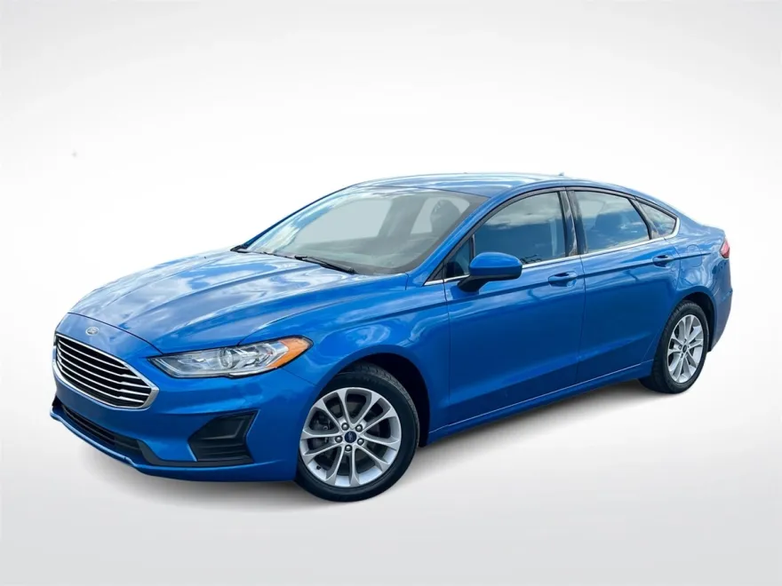2020 Ford Fusion SE photo 1