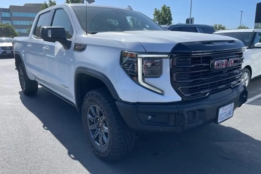 2024 Gmc Sierra 1500 AT4X photo 1
