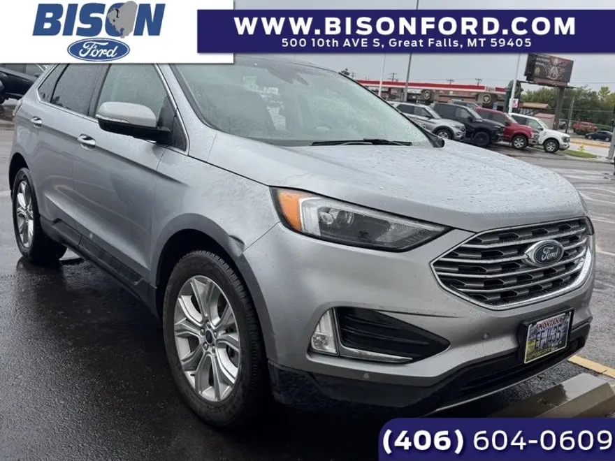 2022 Ford Edge Titanium photo 1