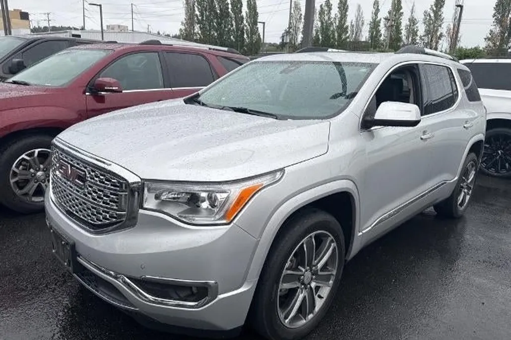 2019 Gmc Acadia Denali photo 1