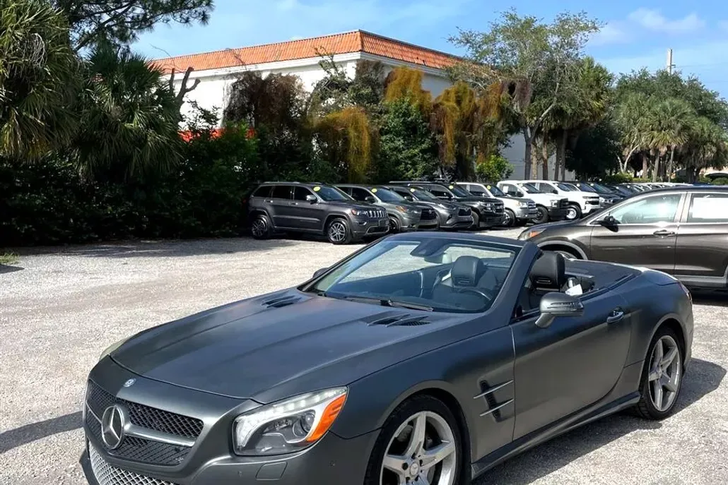 2013 Mercedes Benz SL 550 photo 1