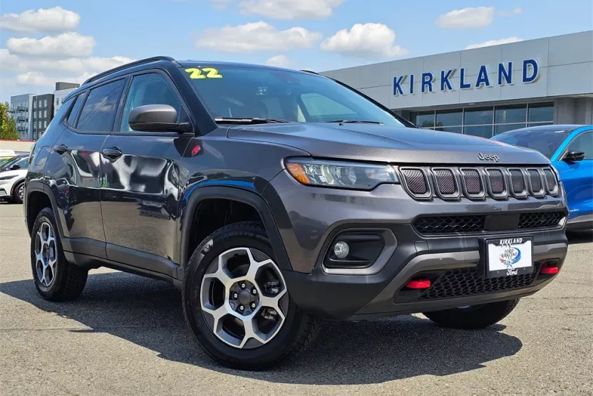 2022 Jeep Compass Trailhawk photo 1