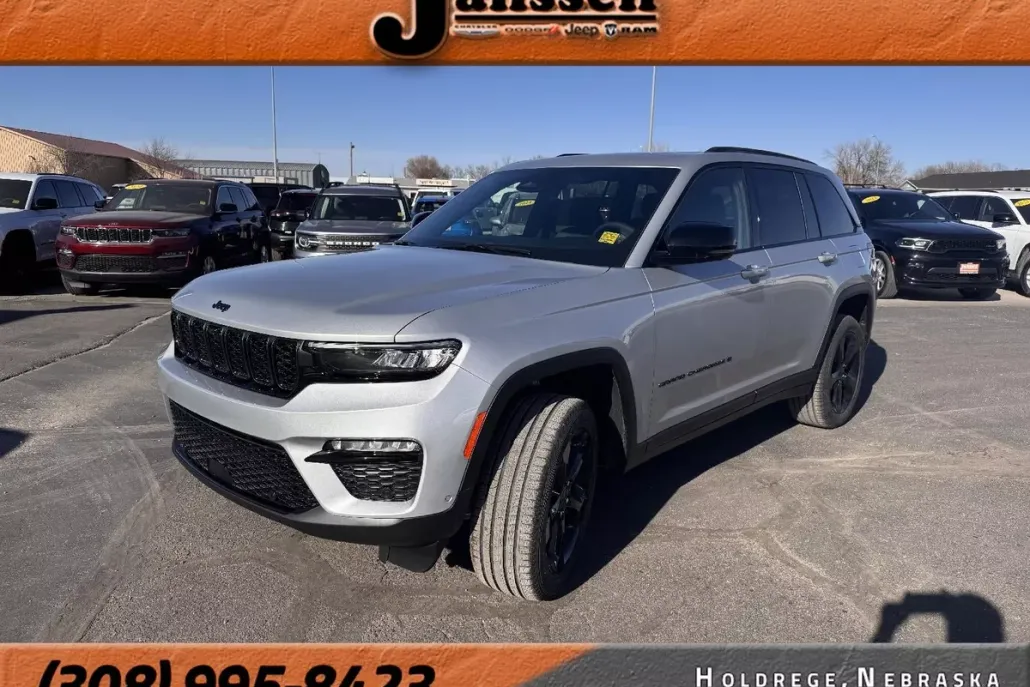 2025 Jeep Grand Cherokee Limited photo 1