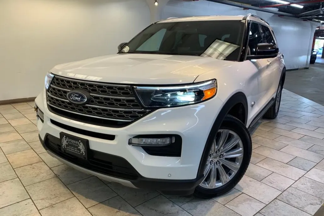 2021 Ford Explorer King Ranch photo 1