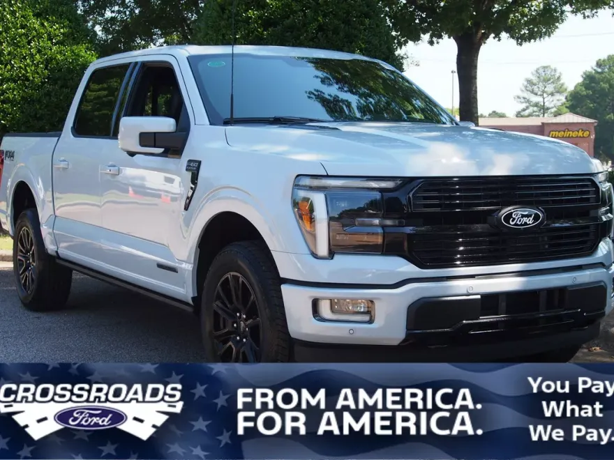 2025 Ford F-150 Platinum photo 1