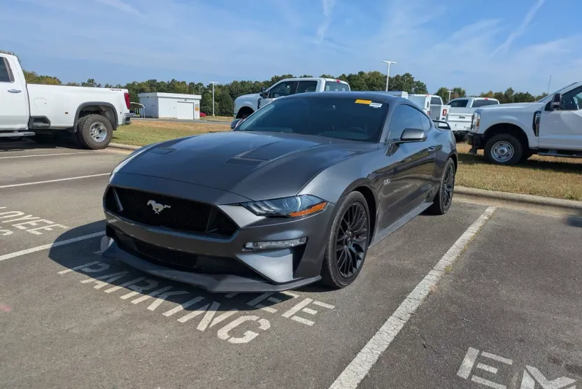 2020 Ford Mustang GT Premium photo 1