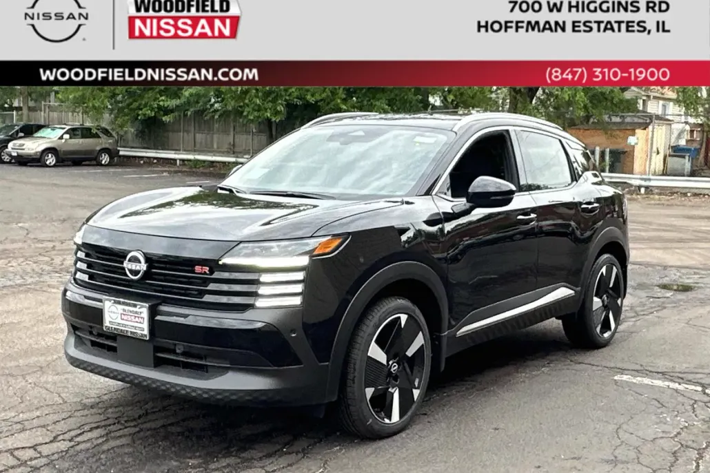 2025 Nissan Kicks SR photo 1