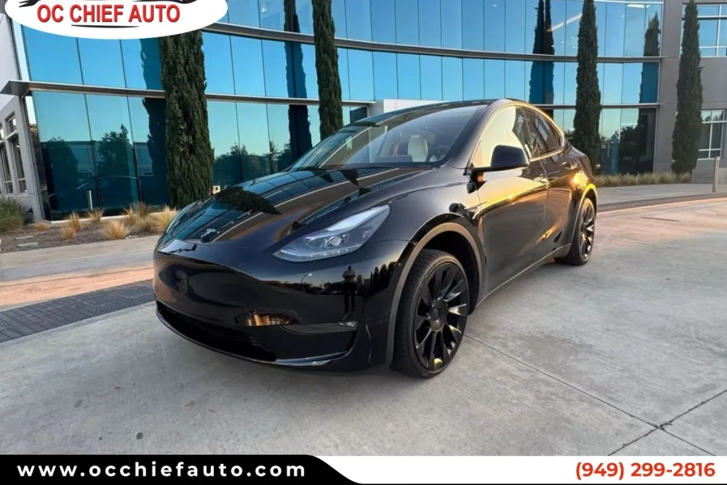 2022 Tesla Model Y Long Range photo 1