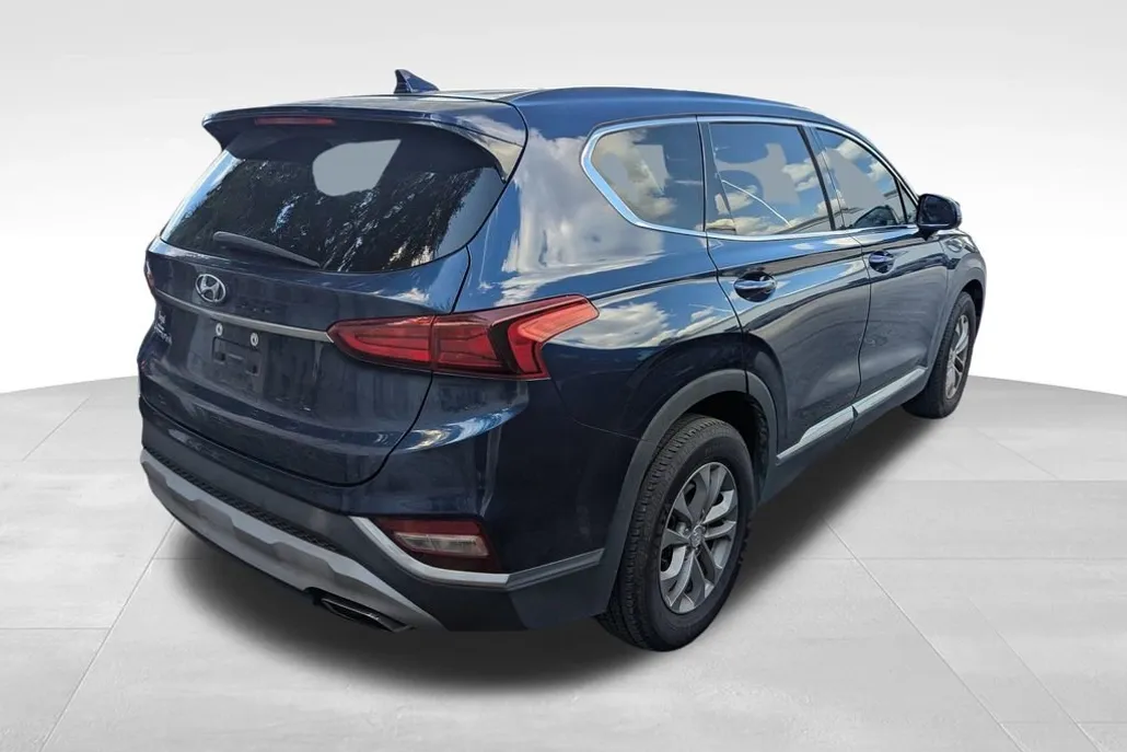 2019 Hyundai Santa Fe SEL photo 1
