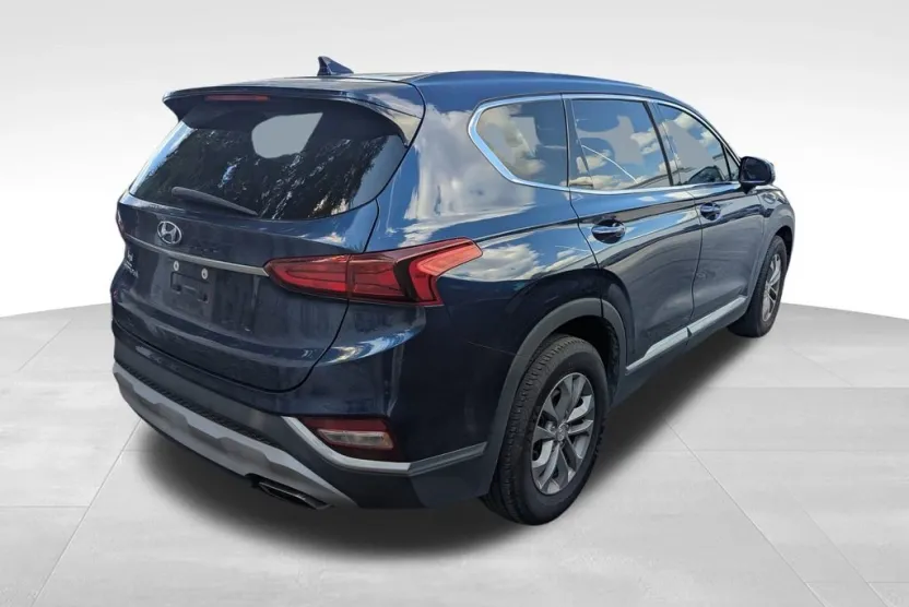2019 Hyundai Santa Fe SEL photo 1