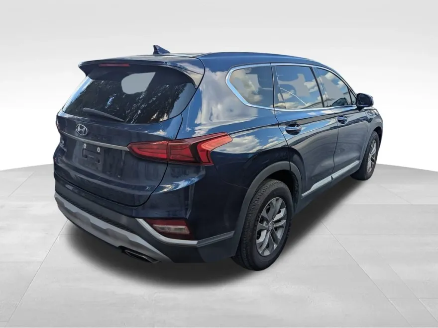 2019 Hyundai Santa Fe SEL photo 1