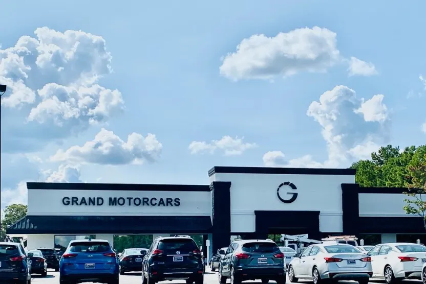 2019 Mini Cooper 4 Door Hardtop photo 1