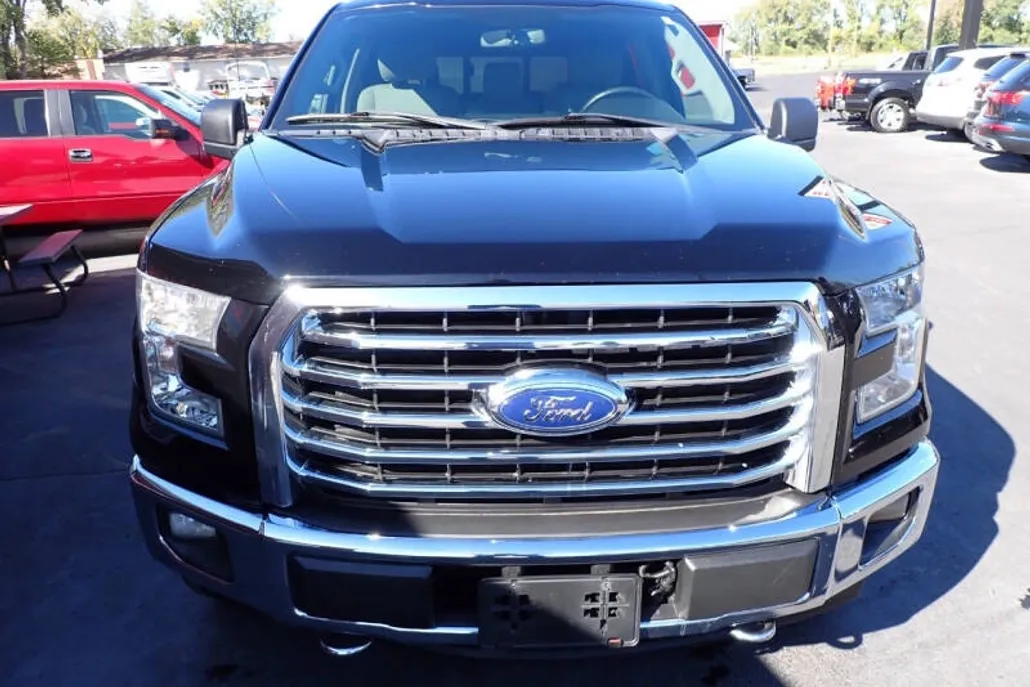 2017 Ford F-150 XLT photo 1