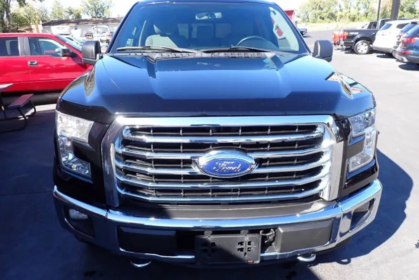 2017 Ford F-150 XLT photo 1