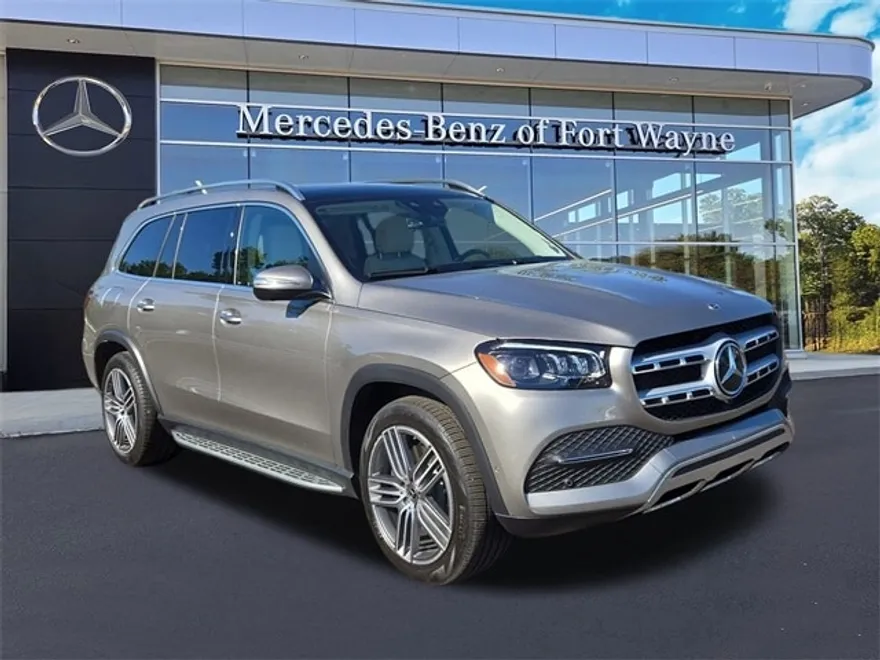2023 Mercedes Benz GLS 450 4MATIC photo 1