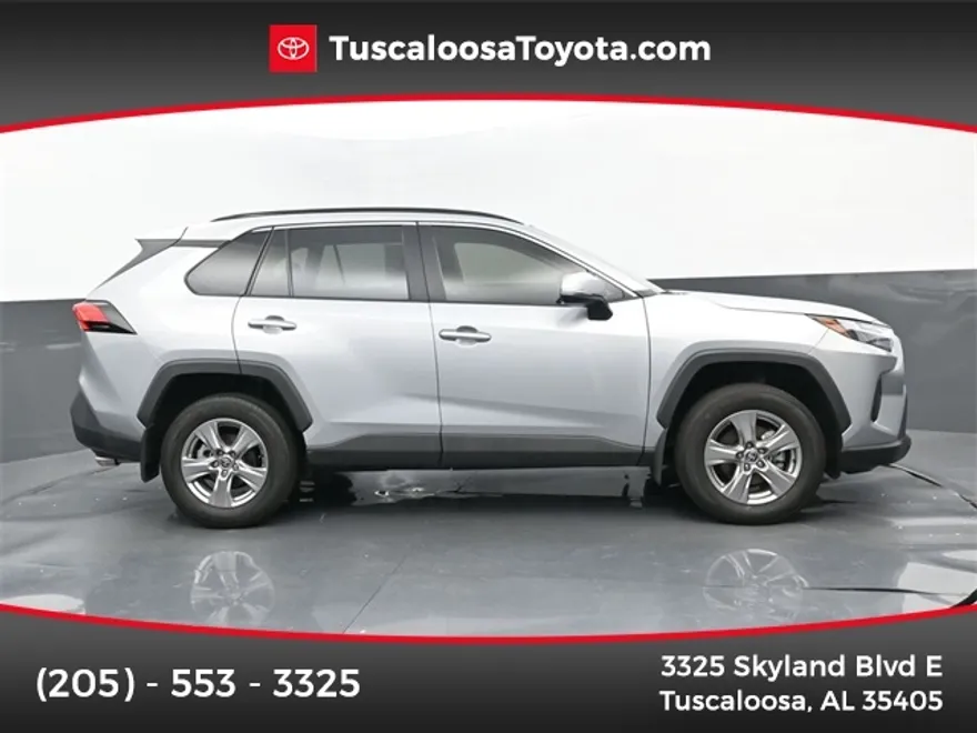 2025 Toyota RAV4 XLE photo 1
