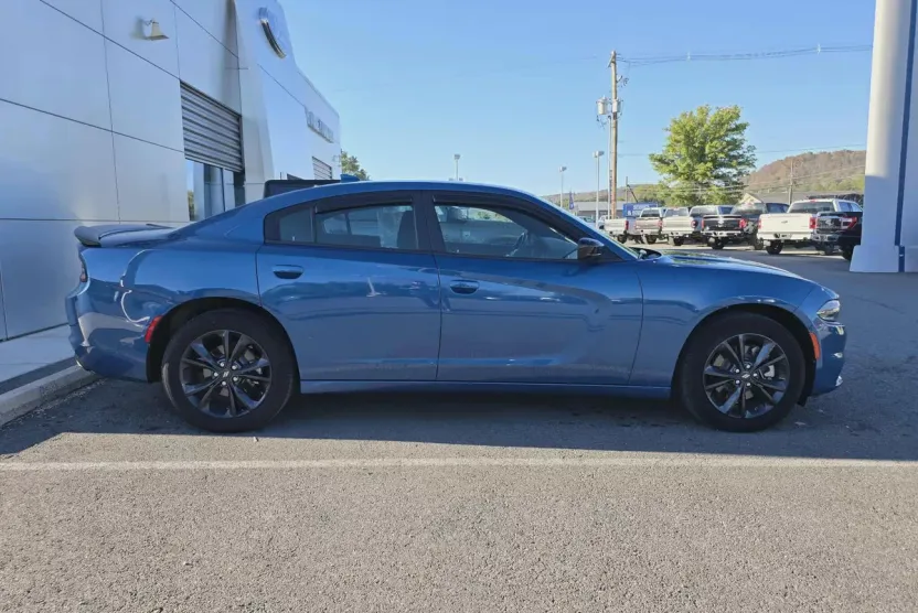 2023 Dodge Charger SXT photo 1