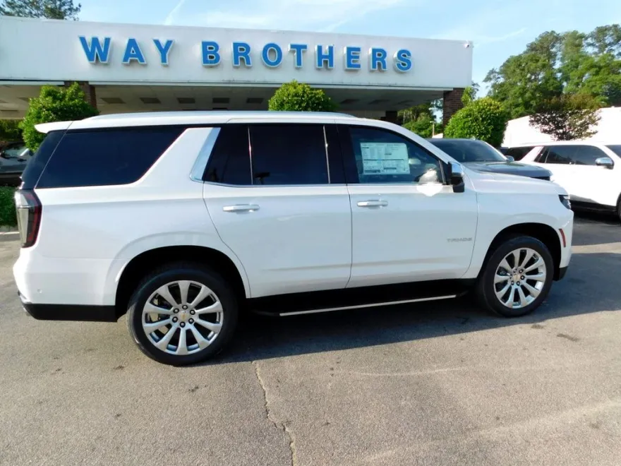 2025 Chevrolet Tahoe Premier photo 1