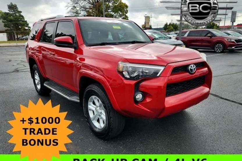 2016 Toyota 4Runner SR5 photo 1