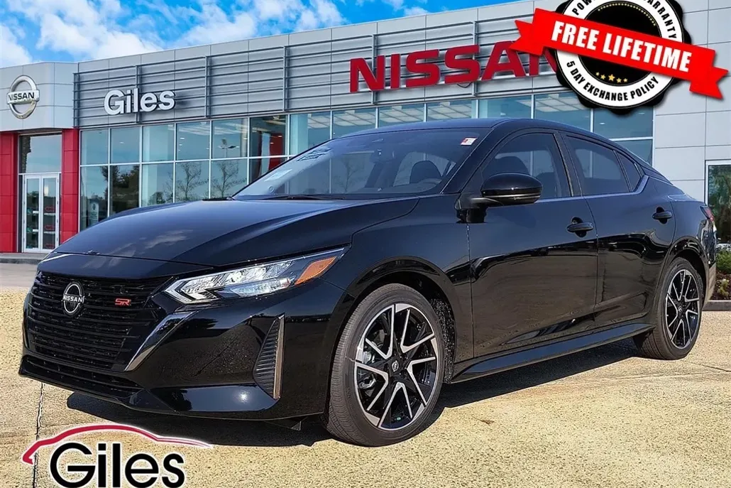 2025 Nissan Sentra SR photo 1