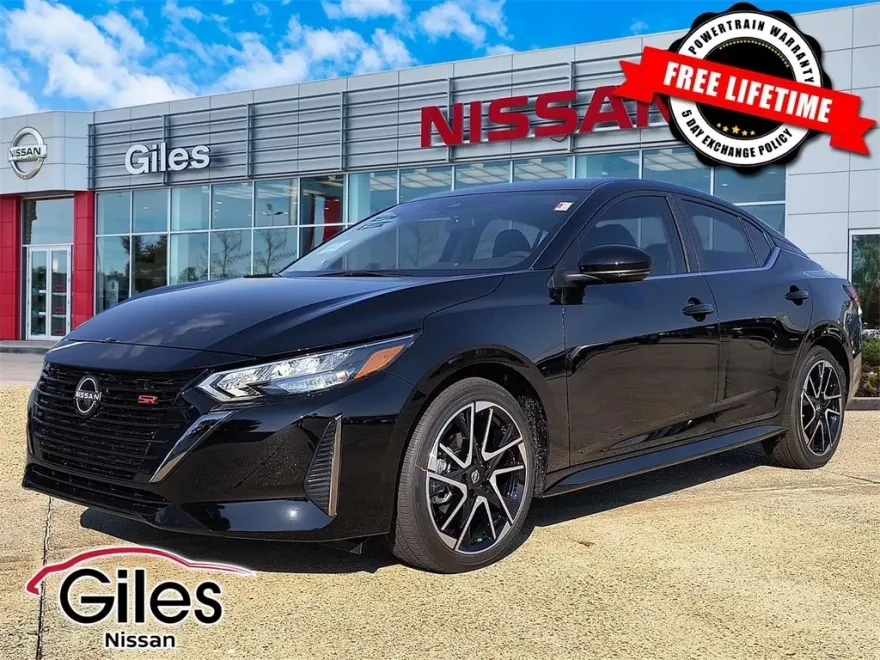 2025 Nissan Sentra SR photo 1