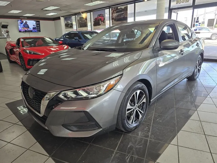 2022 Nissan Sentra SV photo 1