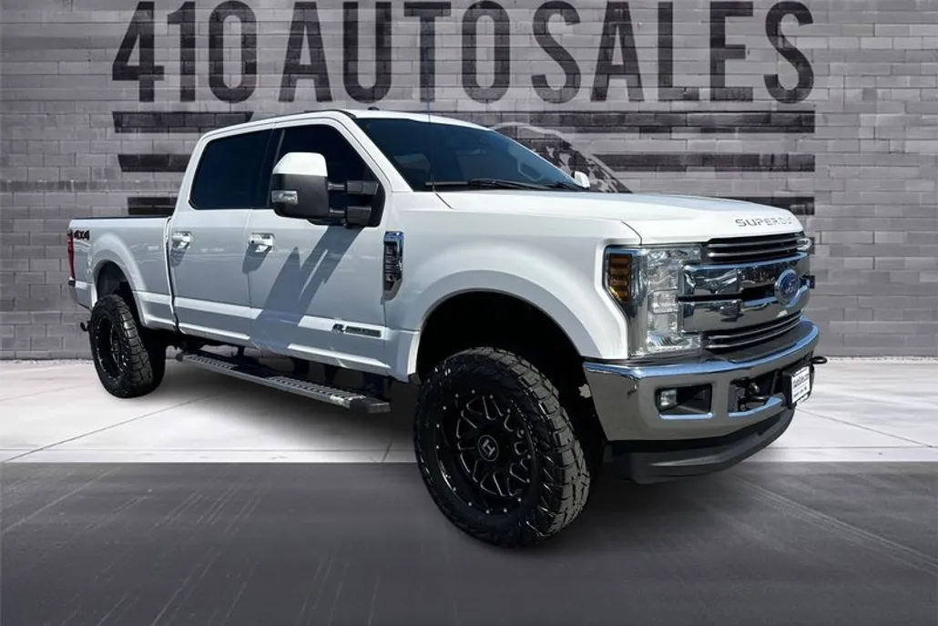 2018 Ford F-250 Lariat photo 1