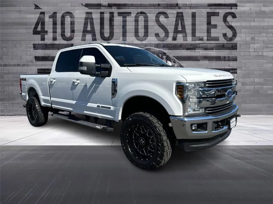 2018 Ford F-250 Lariat photo 1