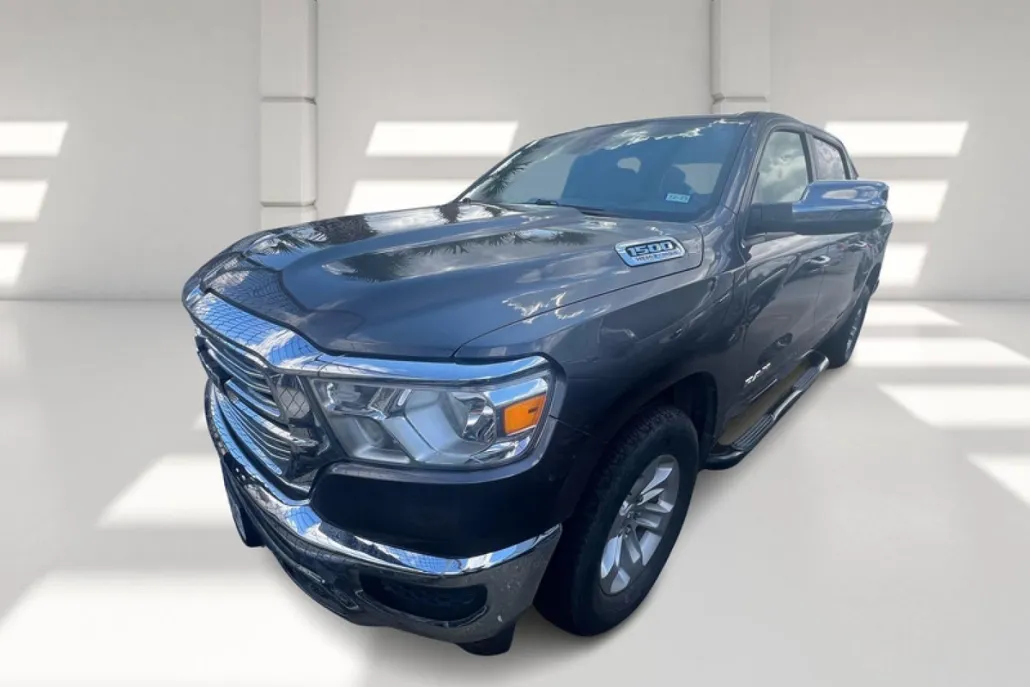2023 Ram 1500 Laramie photo 1