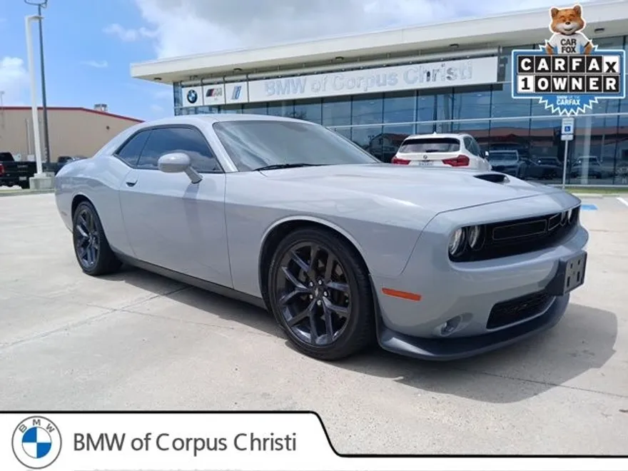 2022 Dodge Challenger GT photo 1