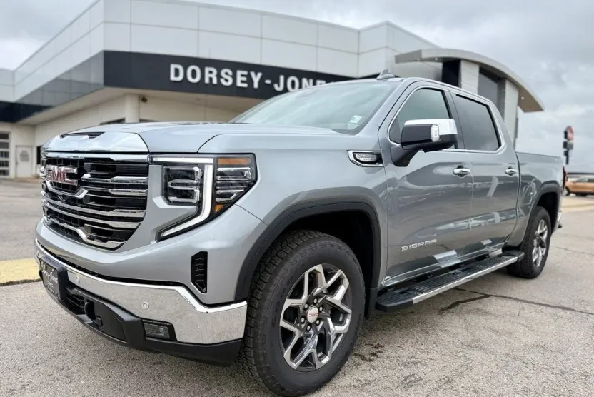 2026 Gmc Sierra 1500 SLT photo 1