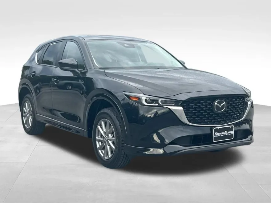 2025 Mazda CX-5 2.5 S Preferred photo 1