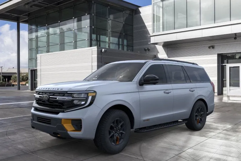 2025 Ford Expedition photo 1