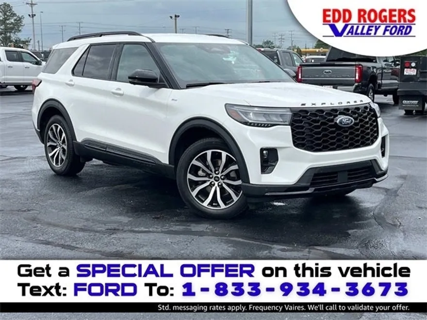 2025 Ford Explorer ST-Line photo 1