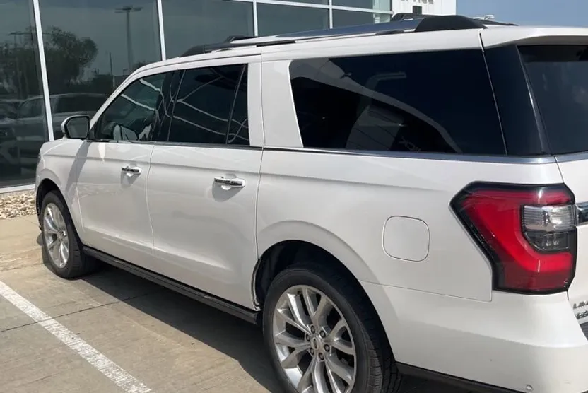 2018 Ford Expedition MAX Limited photo 1