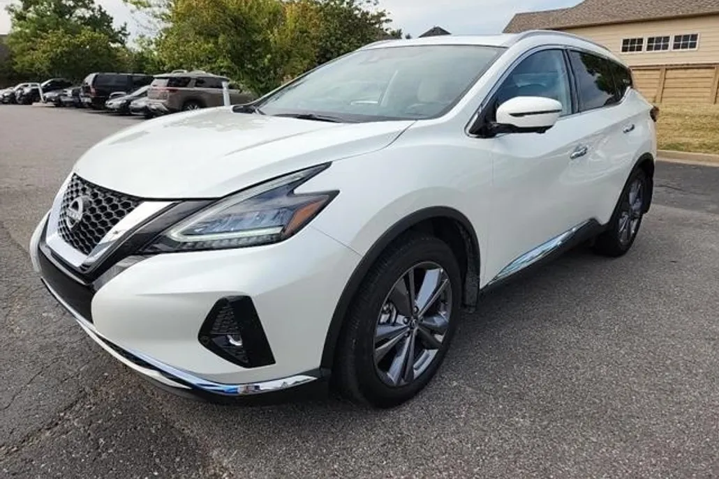 2024 Nissan Murano Platinum photo 1