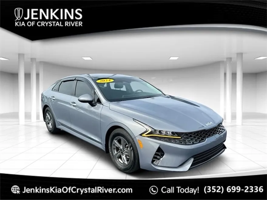 2024 Kia K5 LXS photo 1