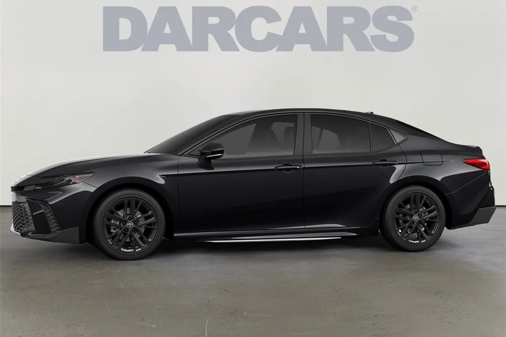 2026 Toyota Camry SE photo 1